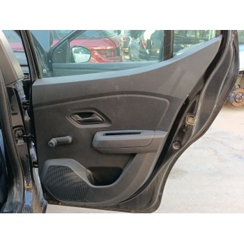 GUARNECIDO PUERTA TRASERA IZQUIERDA 