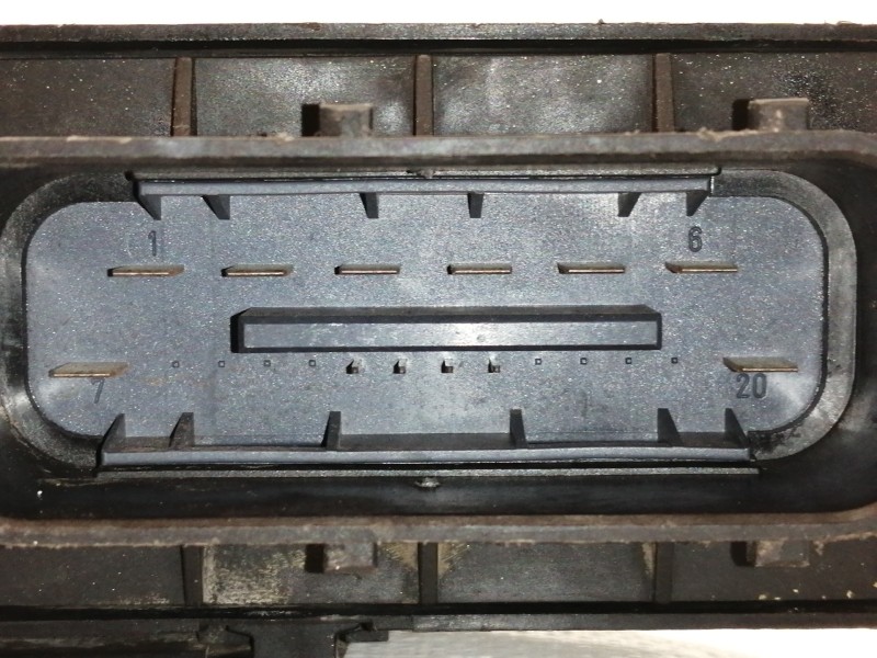 Recambio de centralita motor uce para opel astra g berlina club referencia OEM IAM 09131730  