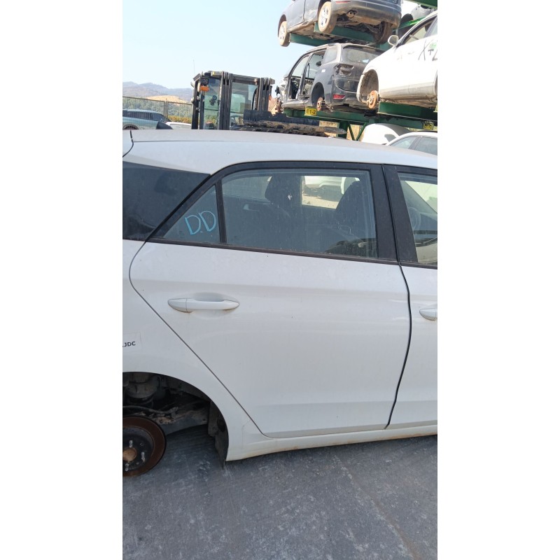 Recambio de puerta trasera derecha para hyundai i20 ii (gb, ib) 1.2 referencia OEM IAM 77004C8000  