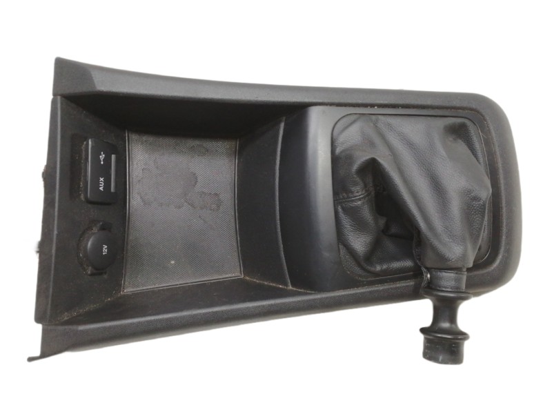 Recambio de moldura para kia cee´d active referencia OEM IAM BSD007460 202006806 C13WC17Q 