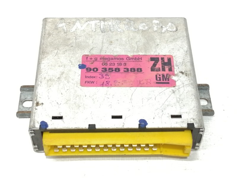 Recambio de modulo electronico para opel calibra básico referencia OEM IAM 90358388  