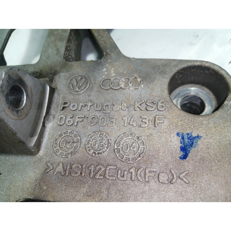 Recambio de soporte alternador para audi a3 (8p) 2.0 fsi ambiente referencia OEM IAM 06F903143F  