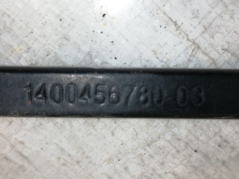 Recambio de brazo limpia delantero derecho para peugeot expert kasten furg. acristaldo referencia OEM IAM 140045678003  