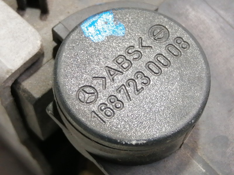 Recambio de cerradura puerta delantera derecha para mercedes-benz clase a (w168) 170 cdi (168.009) referencia OEM IAM 1687230008