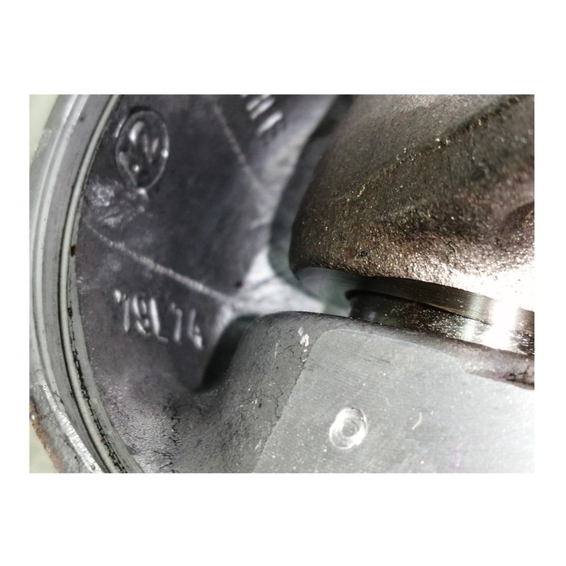 Recambio de piston para seat ibiza (6l1) reference referencia OEM IAM 79L74  CON BIELA