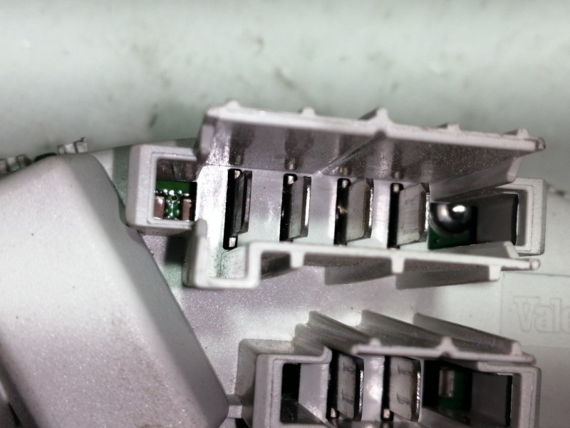 Recambio de resistencia calefaccion para bmw serie 1 berlina (e81/e87) 118d referencia OEM IAM 985464F 73040157 