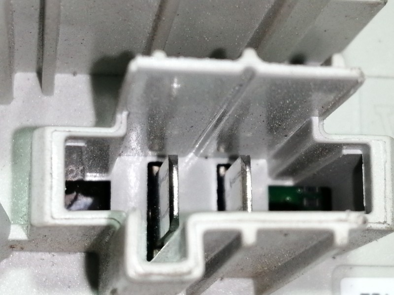 Recambio de resistencia calefaccion para bmw serie 1 berlina (e81/e87) 118d referencia OEM IAM 985464F 73040157 