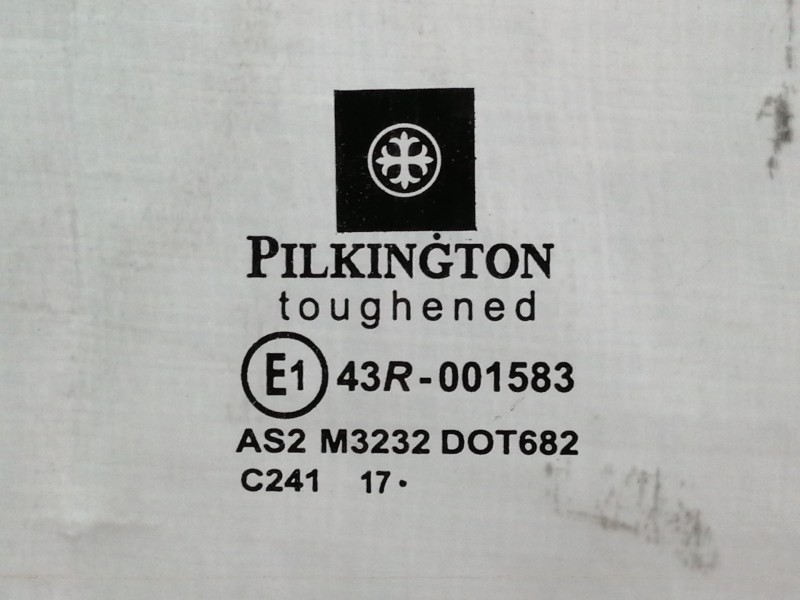 Recambio de luna delantera izquierda para fiat 500 cabrio (150) lounge referencia OEM IAM CRISTALPUERTA  