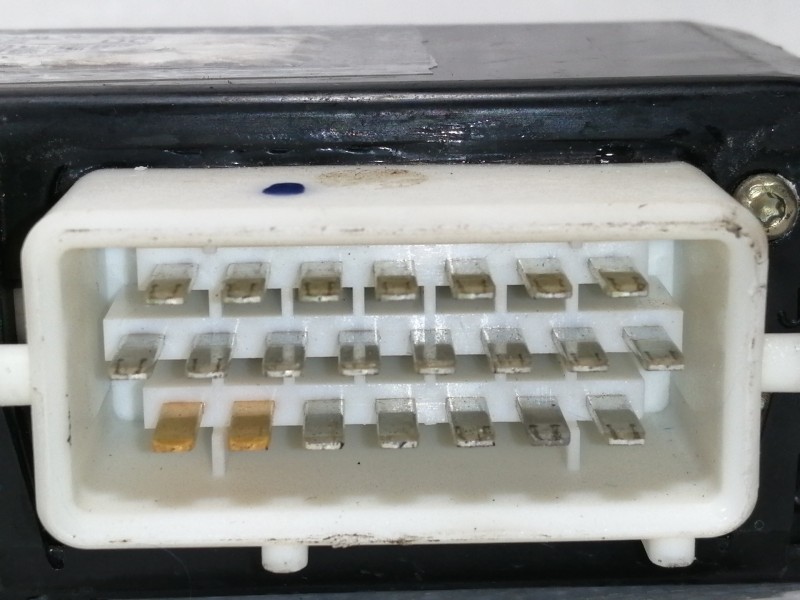 Recambio de modulo electronico para ford scorpio berl./turnier clx berlina referencia OEM IAM 95GG13C790AE  