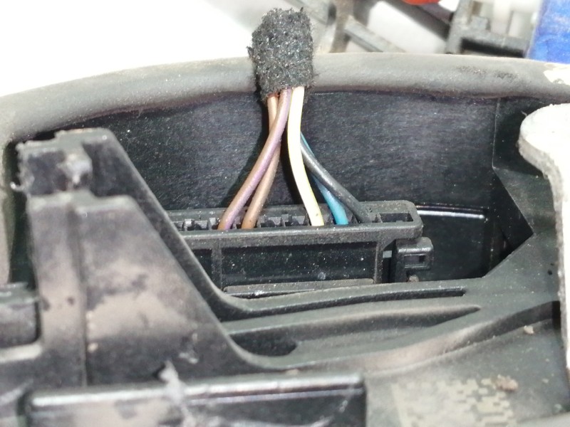 Recambio de cerradura puerta trasera derecha para bmw serie 1 lim. (f20) 116d referencia OEM IAM 7229460  