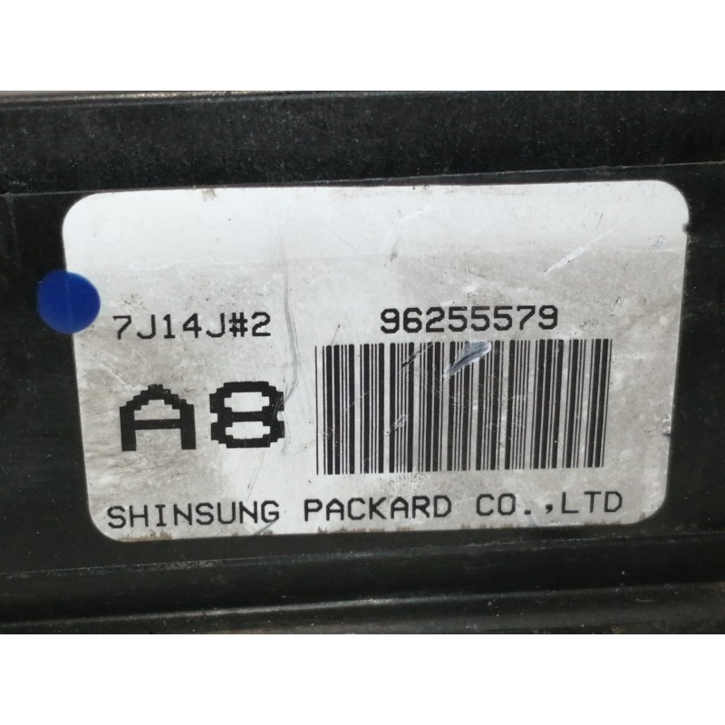 Recambio de caja reles / fusibles para daewoo nubira berlina cdx referencia OEM IAM 96255579  