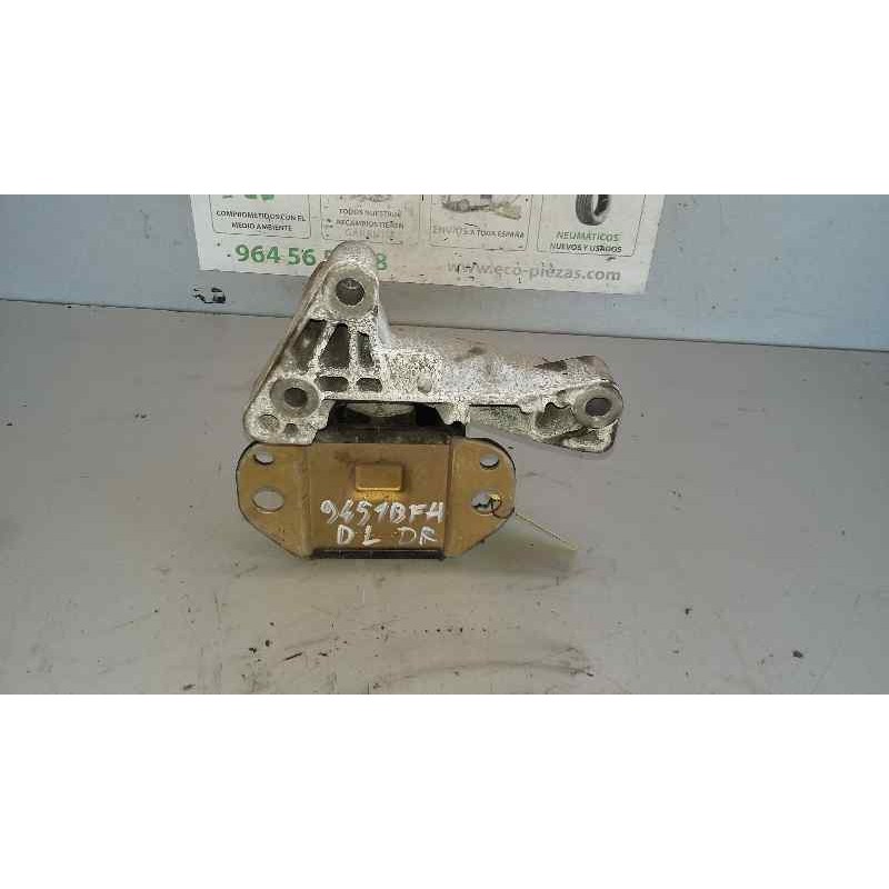 Recambio de soporte motor derecho para renault kangoo (f/kc0) rte referencia OEM IAM 7700415087  