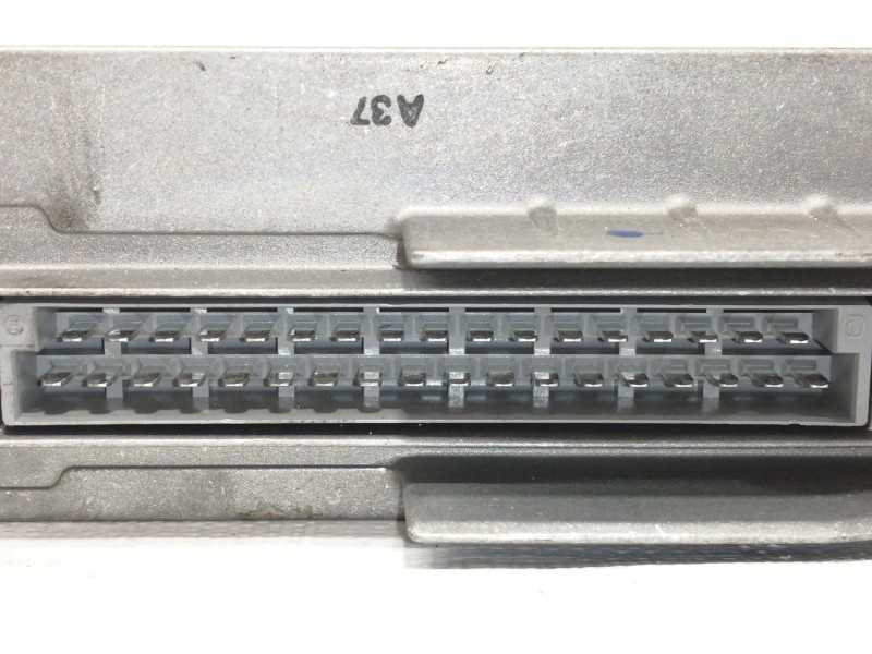 Recambio de centralita abs para audi 80 avant básico avant referencia OEM IAM 0265100056  