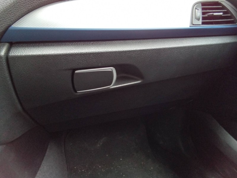 Recambio de guantera para bmw serie 1 lim. (f20) 116d referencia OEM IAM 72758410  