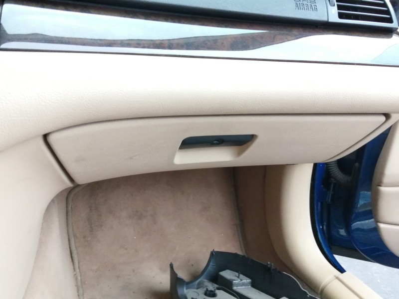 Recambio de guantera para bmw serie 3 coupe (e46) 2.2 24v cat referencia OEM IAM 8203822  