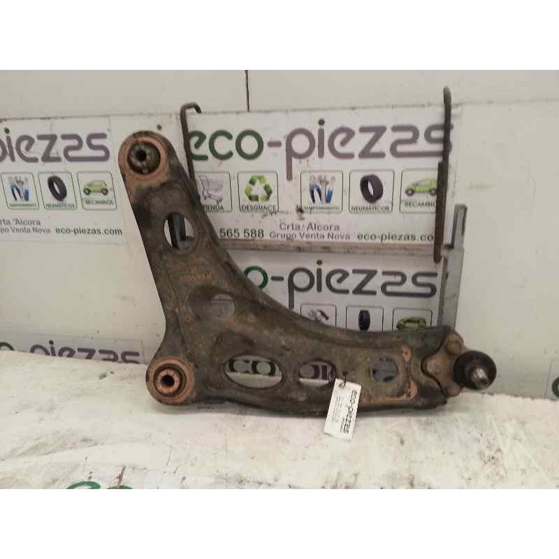 Recambio de brazo suspension inferior delantero izquierdo para nissan primastar (x83) referencia OEM IAM 82003950027  