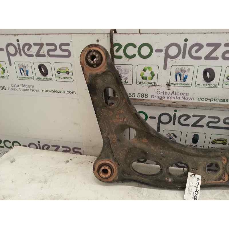 Recambio de brazo suspension inferior delantero izquierdo para nissan primastar (x83) referencia OEM IAM 82003950027  