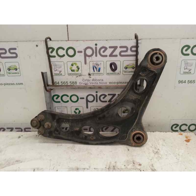 Recambio de brazo suspension inferior delantero izquierdo para nissan primastar (x83) referencia OEM IAM 82003950027  