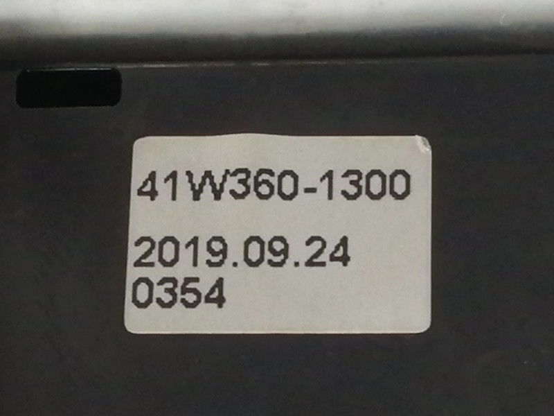 Recambio de warning para kia xceed business referencia OEM IAM 93600J7000WK 41W3601110 41W3601300