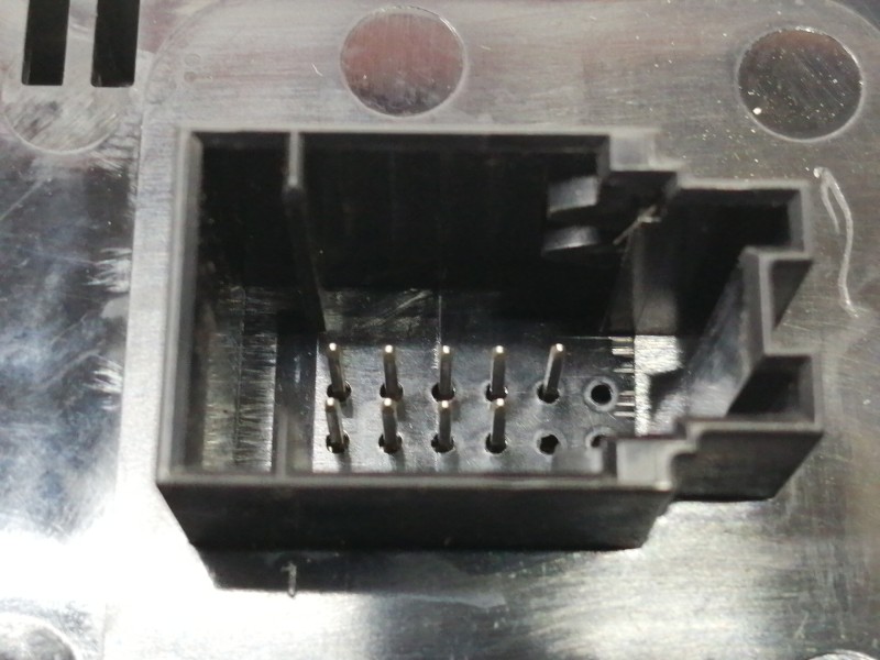 Recambio de mando elevalunas delantero izquierdo para bmw serie 1 lim. (f20) 116d referencia OEM IAM 920810903  