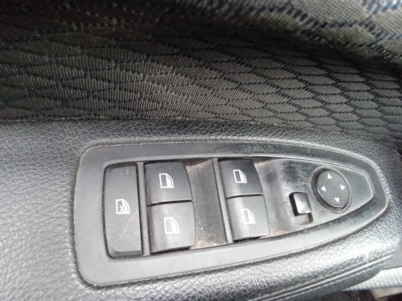 Recambio de mando elevalunas delantero izquierdo para bmw serie 1 lim. (f20) 116d referencia OEM IAM 920810903  