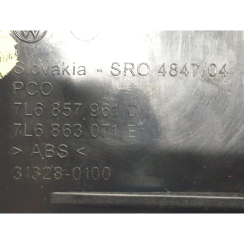 Recambio de cenicero para volkswagen touareg (7l6) v6 tdi referencia OEM IAM 7L6857961C 7L6863071E 313280100