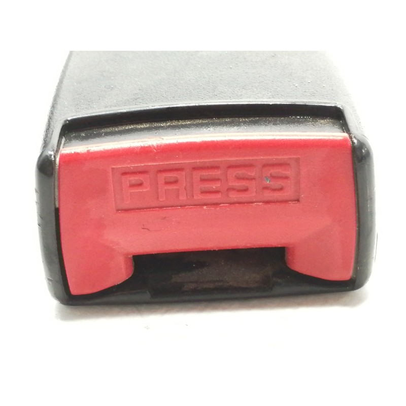 Recambio de enganche cinturon trasero central para peugeot 206 sw xs referencia OEM IAM   