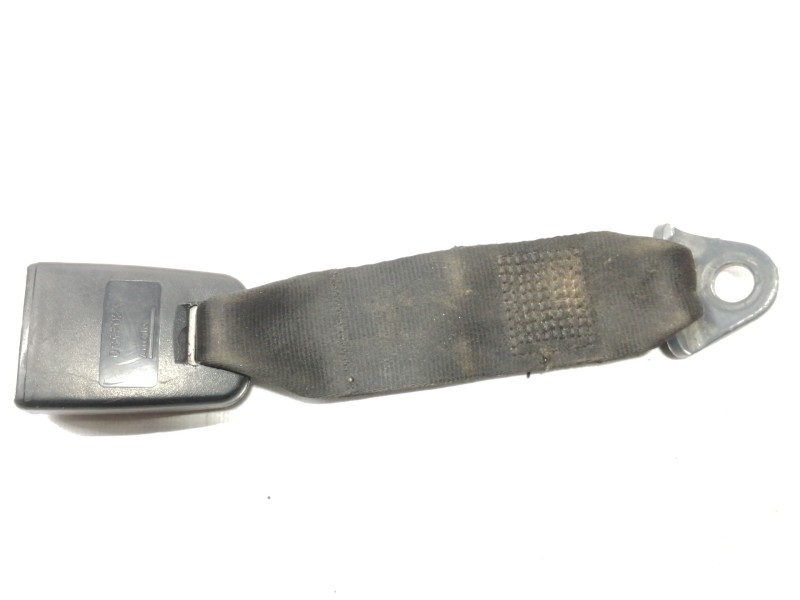 Recambio de enganche cinturon trasero central para peugeot 206 sw xs referencia OEM IAM   