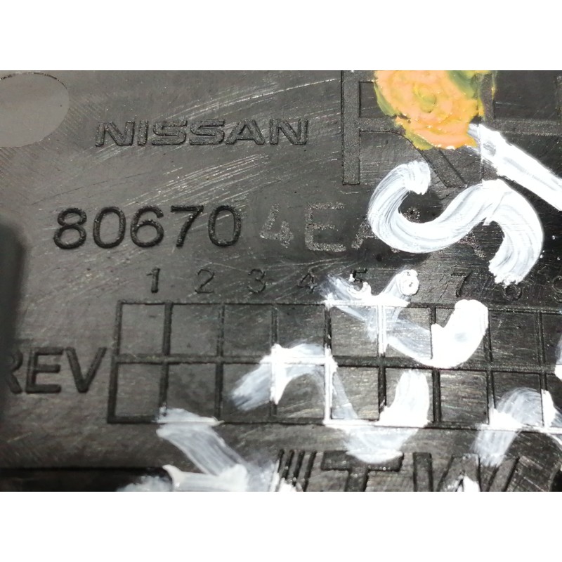 Recambio de maneta interior delantera derecha para nissan qashqai (j11) acenta referencia OEM IAM 806704EA1A  