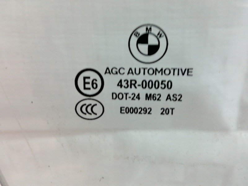 Recambio de luna delantera derecha para bmw serie 5 lim. (f10) 520d referencia OEM IAM 43R00050  
