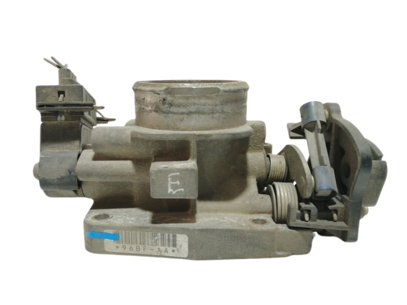 Recambio de caja mariposa para ford fiesta berlina ghia referencia OEM IAM 96BFAA  