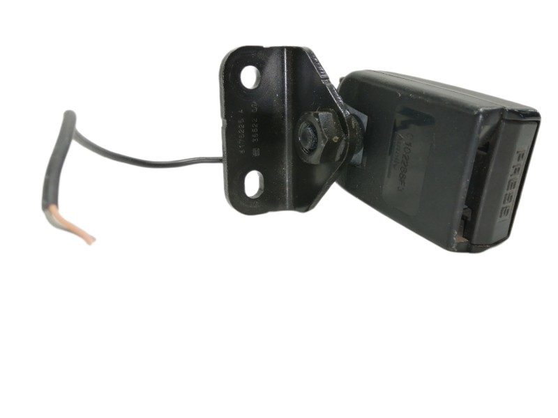 Recambio de enganche cinturon trasero central para peugeot rcz basis referencia OEM IAM 6175225A 3552209 0102288F3