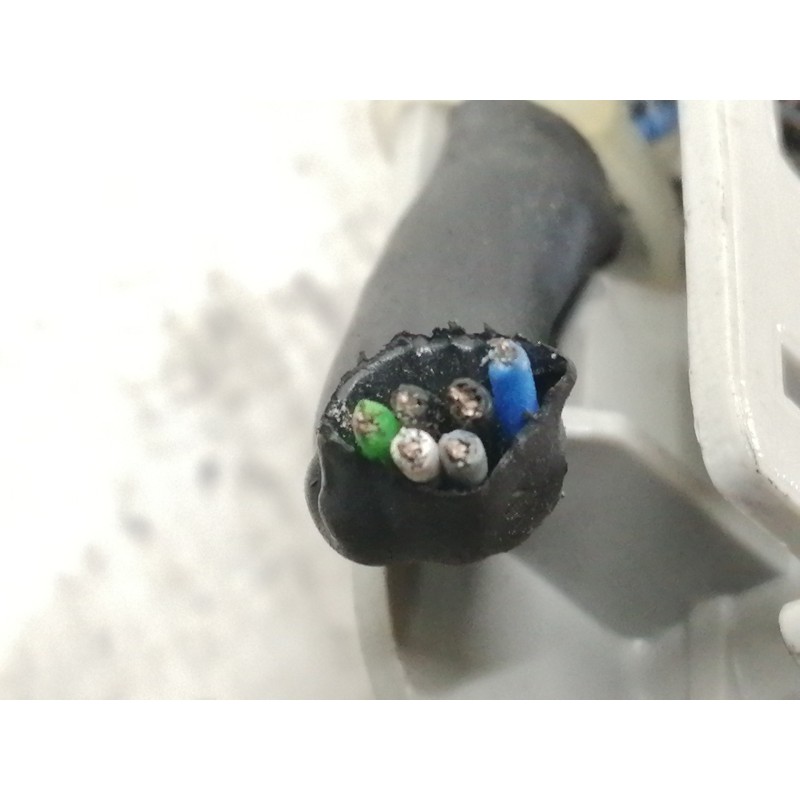 Recambio de parasol izquierdo para audi a3 sportback (8p) 2.0 tdi ambiente referencia OEM IAM 8P08P1857551  