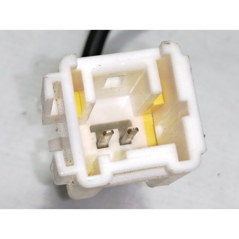 Recambio de enganche cinturon trasero central para peugeot rcz basis referencia OEM IAM 6175225A 3552209 0102288F3