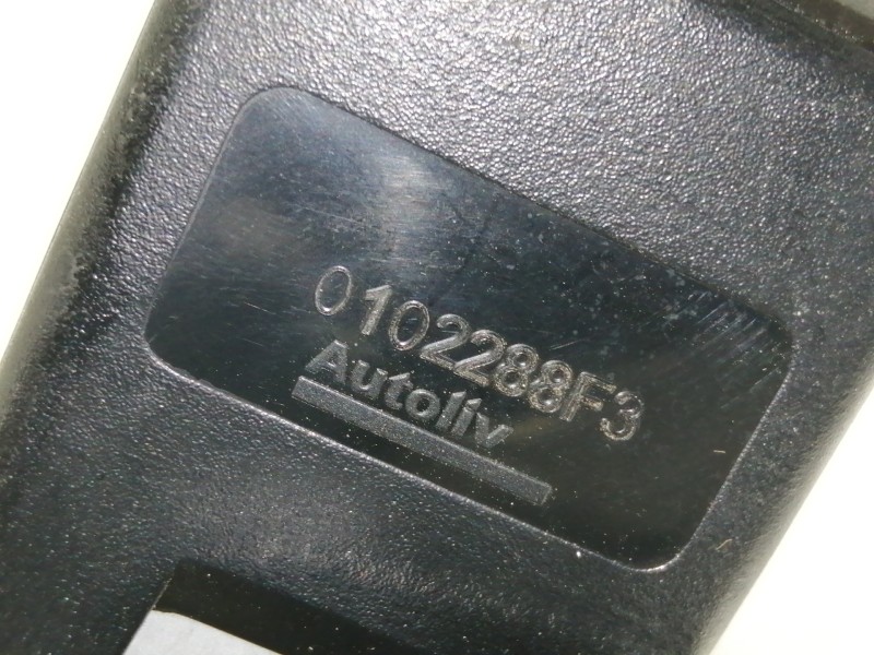 Recambio de enganche cinturon trasero central para peugeot rcz basis referencia OEM IAM 6175225A 3552209 0102288F3