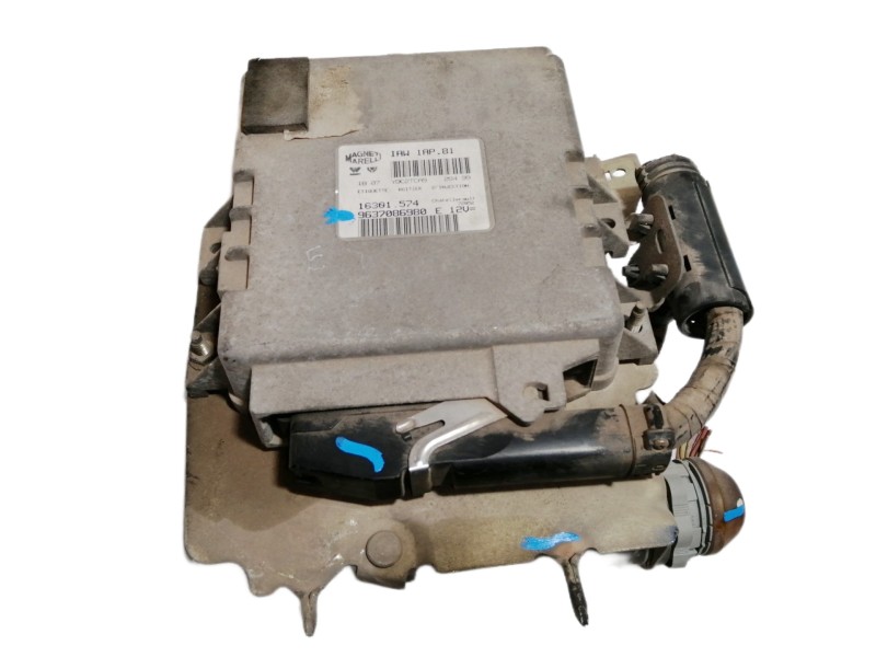 Recambio de centralita motor uce para peugeot 206 berlina xs referencia OEM IAM 9637086980 16301574 