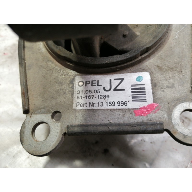 Recambio de soporte motor delantero para opel astra gtc sport referencia OEM IAM 13159996 90575460 