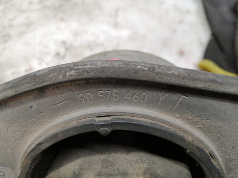 Recambio de soporte motor delantero para opel astra gtc sport referencia OEM IAM 13159996 90575460 