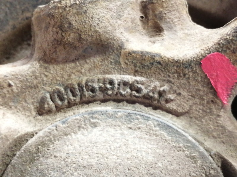 Recambio de mangueta delantera izquierda para nissan vanette cargo 2.3 diesel referencia OEM IAM 400159C541  