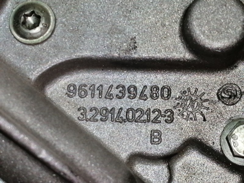 Recambio de bomba aceite para peugeot boxer combi (rs3200)(320)(´02) estándar 1400 td referencia OEM IAM 9613590910 9611439480 3