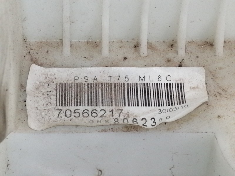 Recambio de palanca cambio para peugeot rcz basis referencia OEM IAM 9688062380 70566217 PSAT75ML6C