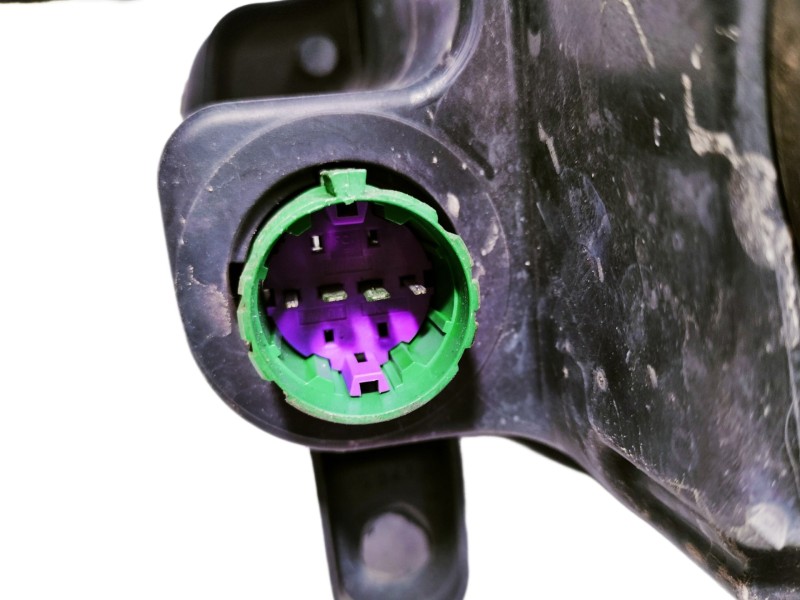 Recambio de faro derecho para fiat nuova 500 (150) pop referencia OEM IAM 51786771 45520711 4 PINS