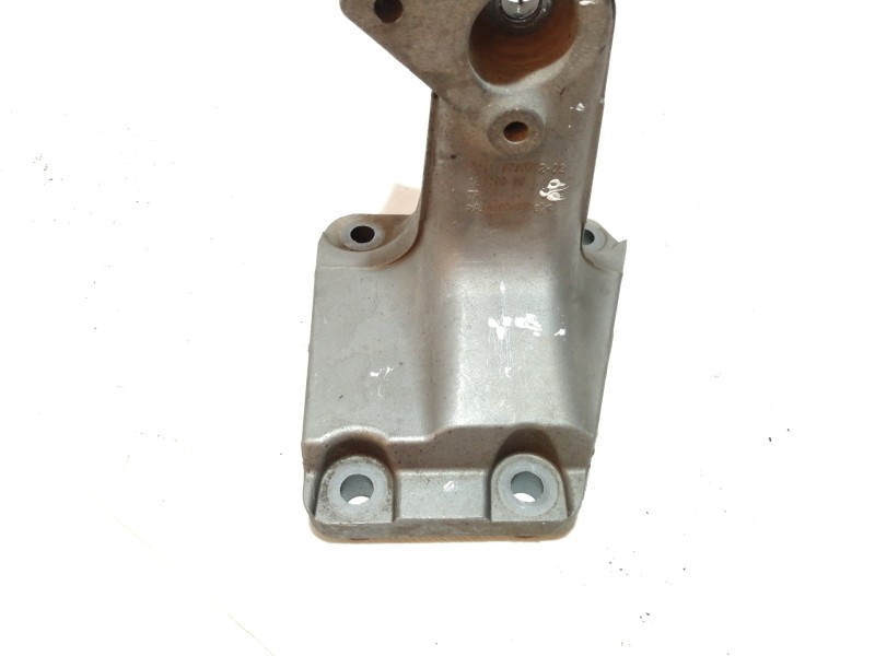 Recambio de soporte motor izquierdo para bmw serie 1 lim. (f20) 116d referencia OEM IAM 18129010  