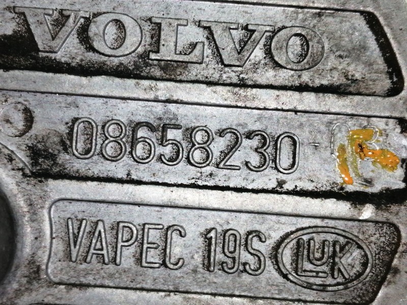 Recambio de depresor freno / bomba vacio para volvo s60 berlina 2.4 d referencia OEM IAM 08658230  