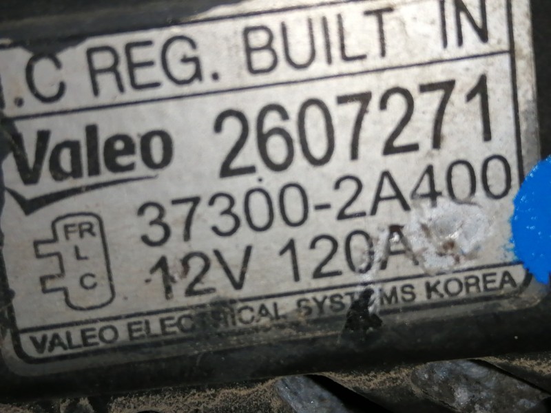 Recambio de alternador para hyundai i20 comfort referencia OEM IAM 2607271 373002A400 