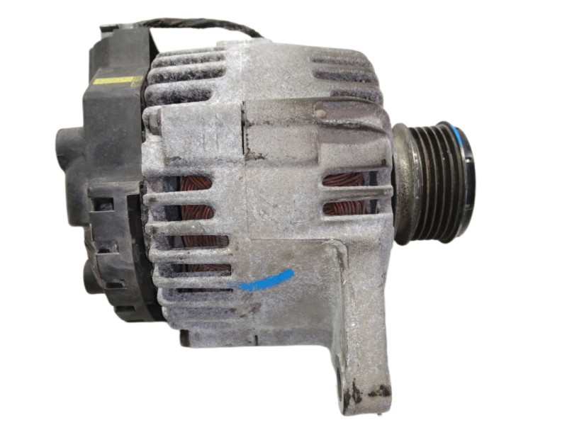 Recambio de alternador para hyundai i20 comfort referencia OEM IAM 2607271 373002A400 
