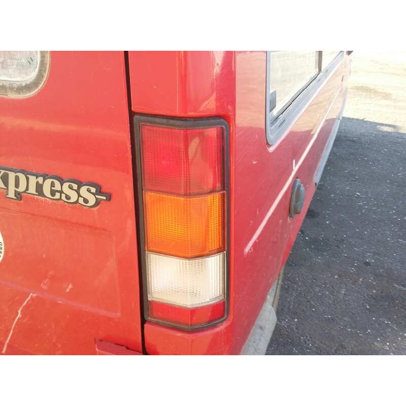 Recambio de piloto trasero derecho para renault rapid/express (f40) 1.1 referencia OEM IAM   