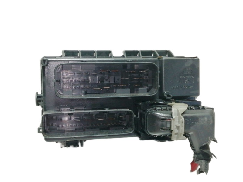 Recambio de caja reles / fusibles para opel corsa d cosmo referencia OEM IAM 13217394EH 13217394 