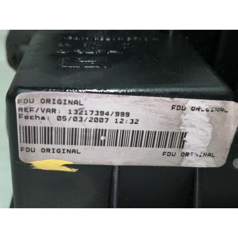 Recambio de caja reles / fusibles para opel corsa d cosmo referencia OEM IAM 13217394EH 13217394 
