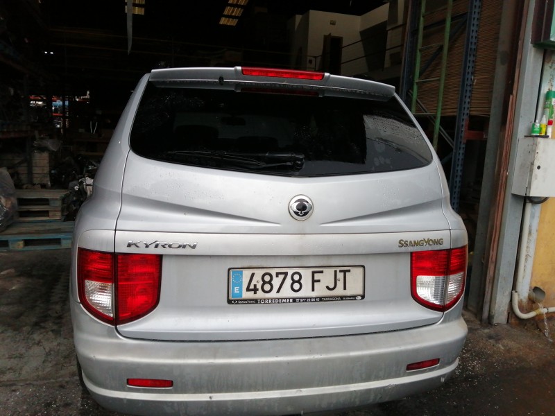 Recambio de porton trasero para ssangyong kyron 200 xdi limited referencia OEM IAM   